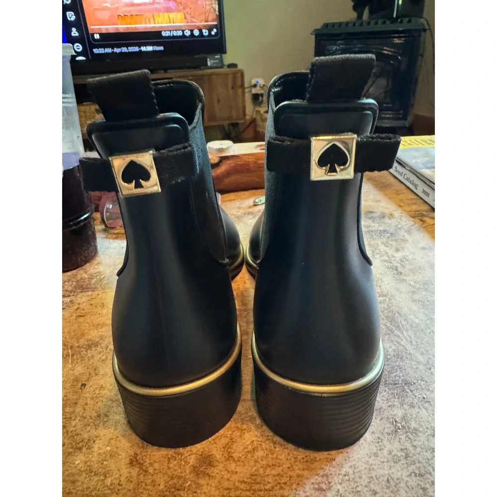 Kate Spade Rain Boots 10 Black Gold Trim Bow Chelsea Ankle Boot Preppy‎ Chic